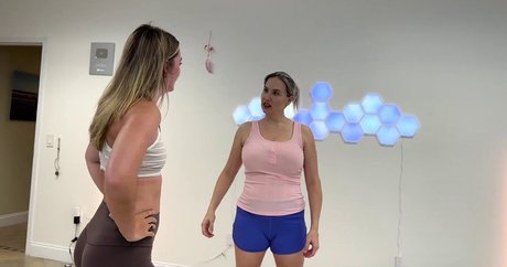 Mondragon Chiropractic sexy nacktheit galerie