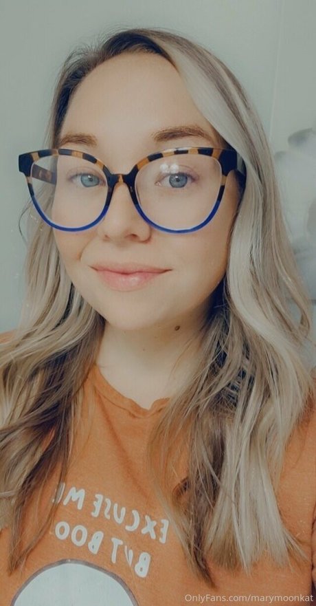 marymoonkat model nackte fotos