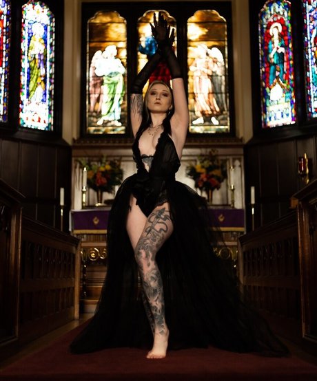 Morgan Adams perfekte erotische galerien