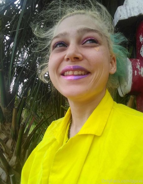 pyxxii hd nackten bild