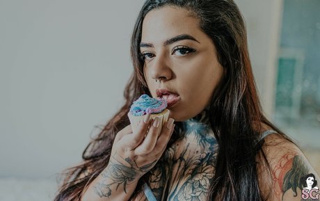 Satturne perfekte heiße fotos