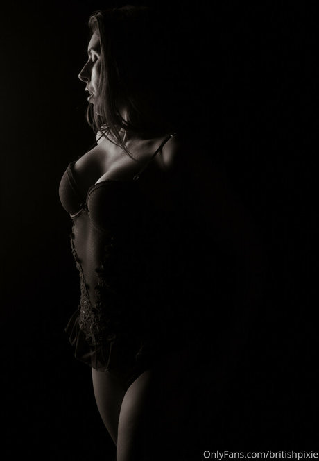 britishpixie nackt foto