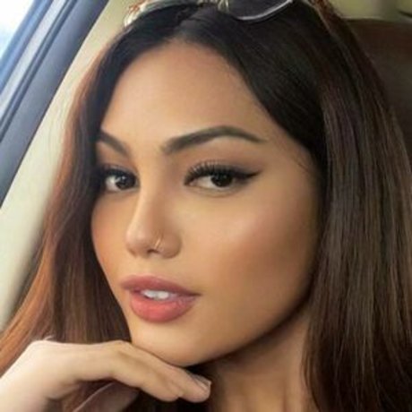 Ariana Tashne nacktheit porno bilder