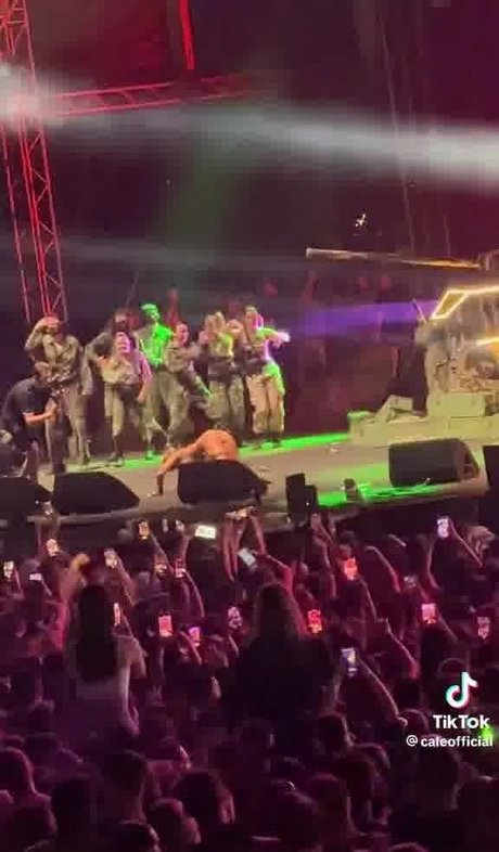 Teodora Dzehverovic nacktheit erwachsene galerie