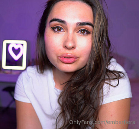 emberfiera freie pornostar bild