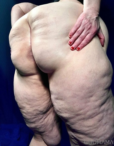 deepthroat teen onlyfans hübsche schöne bilder