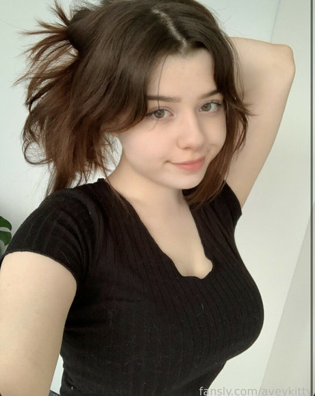 Aveykitty heiße porno foto