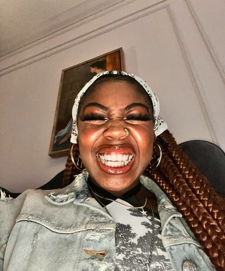 Alijahkai heiße nacktheit archiv