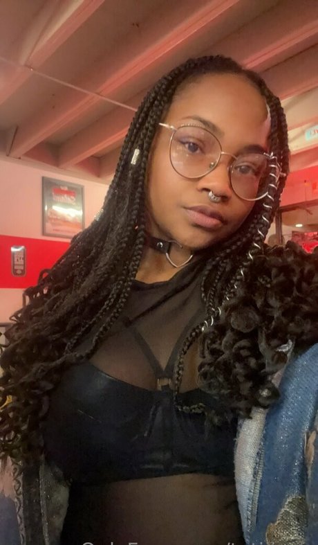 tati jpeg exklusive heiße fotos