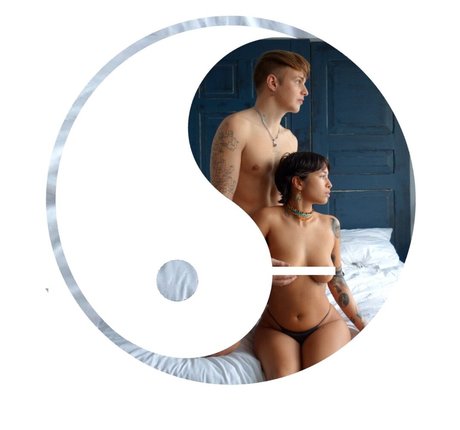 OurNakedDiary model heiße galerien