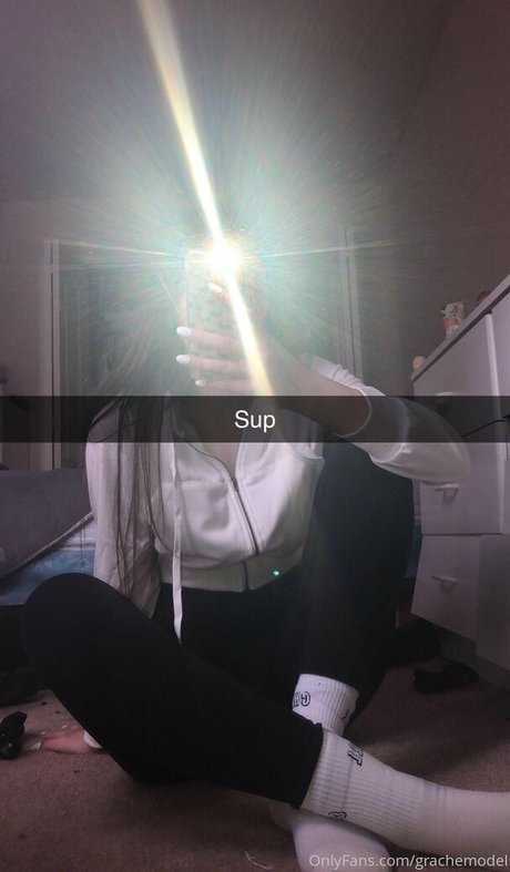 freebaddie model top bild