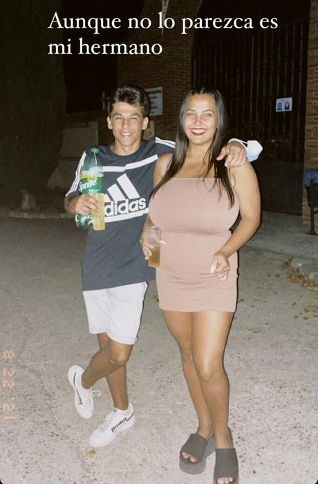 große titten milf onlyfans hübsche sexy bild