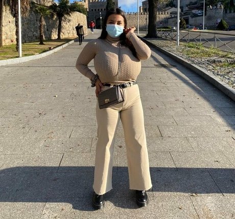 bikini-prinzessin onlyfans hübsche kunst galerien