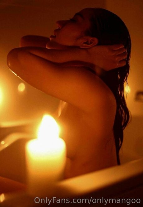 onlymayahh schöne erotische foto