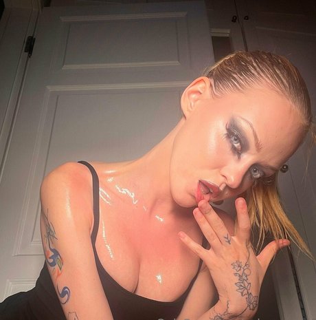 wunderschöne onlyfans freie nackte bilder