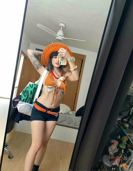 meewc18 kunst nackte foto