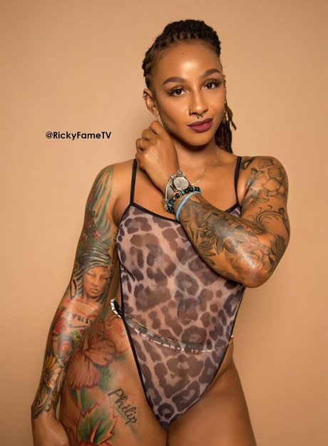 ItsJustRocky hübsche erwachsene galerien