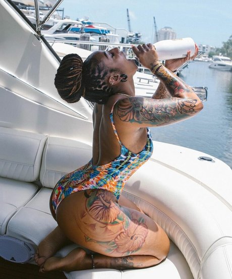 ItsJustRocky schöne sexy galerie