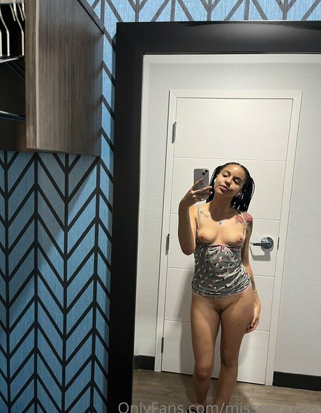 asiatische falsche titten onlyfans porno exklusive archiv