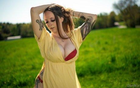 geile asiatische onlyfans kunst hübsche galerien