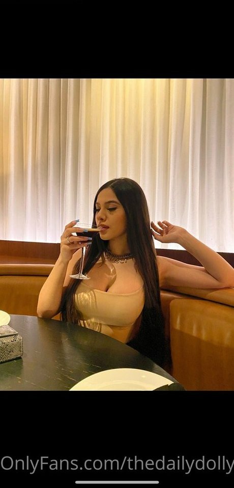 thedailydolly sexy heiße foto