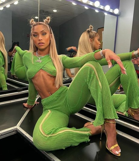 Jilly Anais hübsche nackten foto