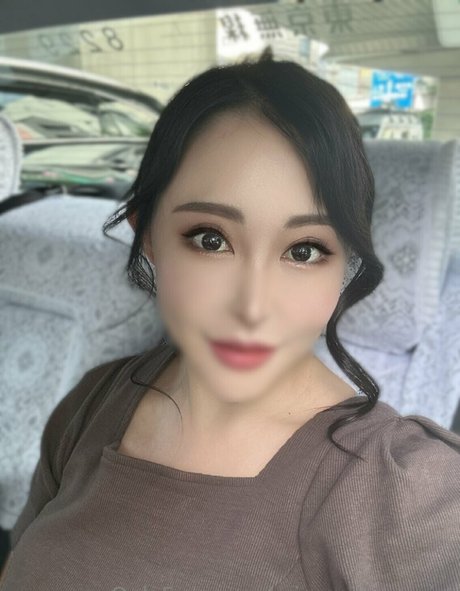 minamitherapist kunst nackten fotos