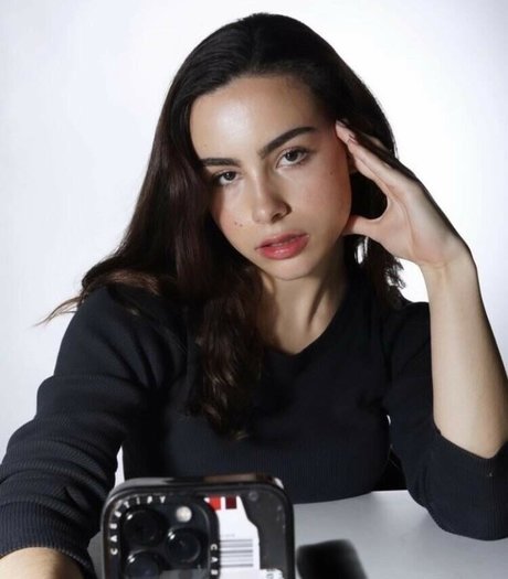 Sofiaspams schauspielerin sexy galerie