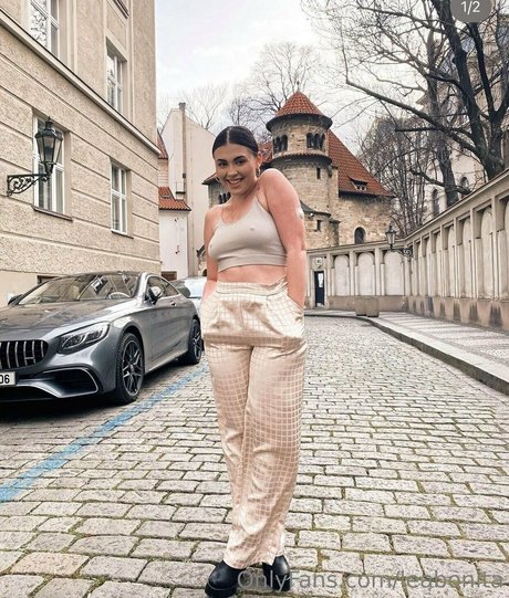 asiatische dp-onlyfans nackt heiße galerien