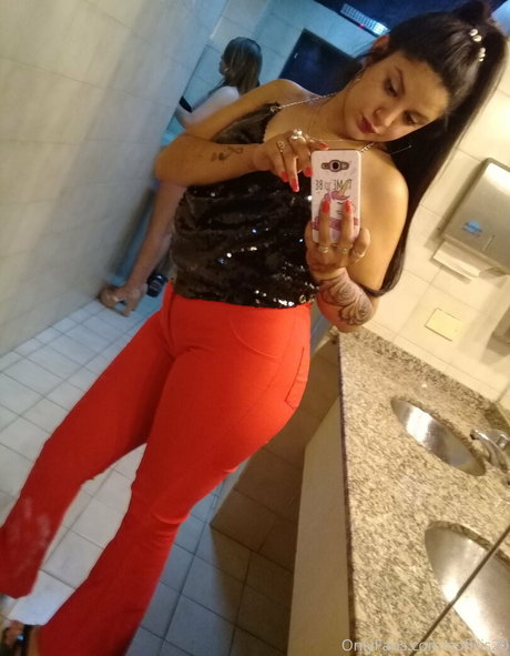 viperlatina perfekte erotische foto