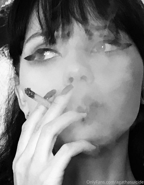 blvckchxrry pornostar hd galerie