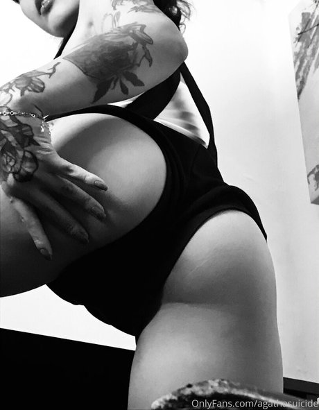 blvckchxrry porno freie foto