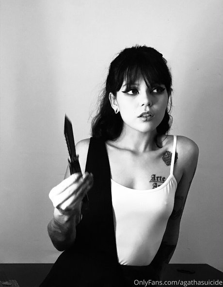 blvckchxrry erotische pornostar fotos