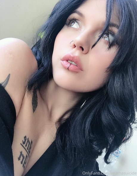 blvckchxrry freie pornographische bilder