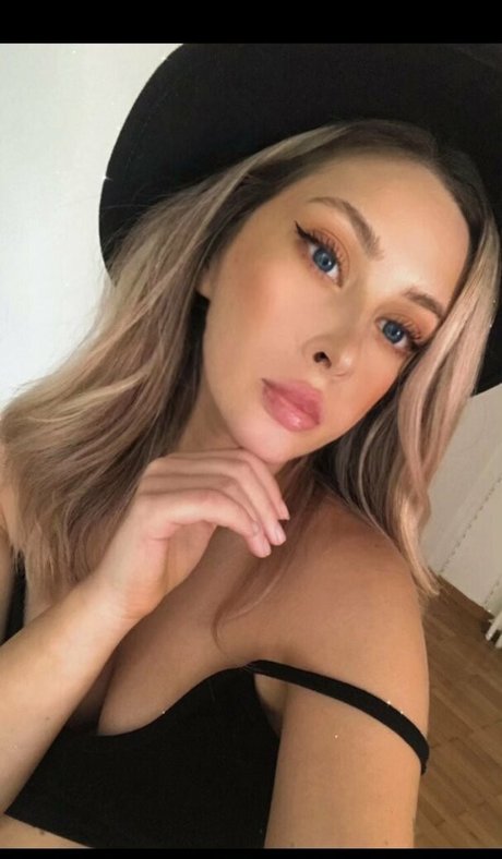 bluevelvetfreenudes top bilder