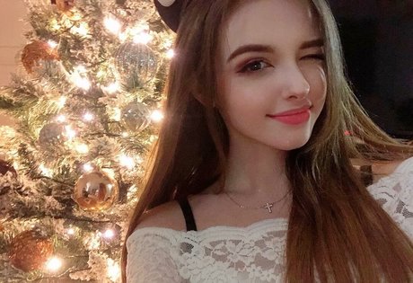 Elina Karimova freie bilder