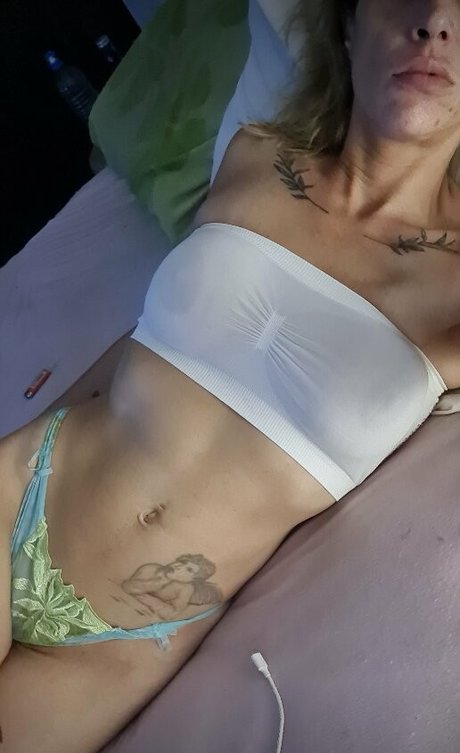 Aritana Maroni heiße sex bild