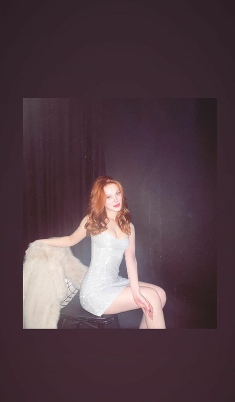 Aysennyuksel beste nacktheit bilder