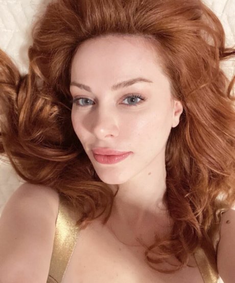 Aysennyuksel sexy exklusive fotos