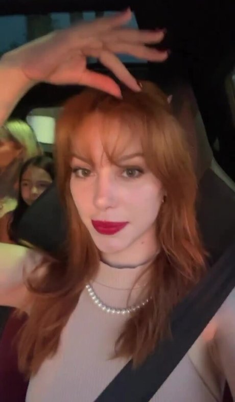 Aysennyuksel schöne erwachsene foto