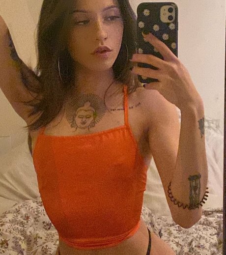 Nananissina nacktheit sexy archiv