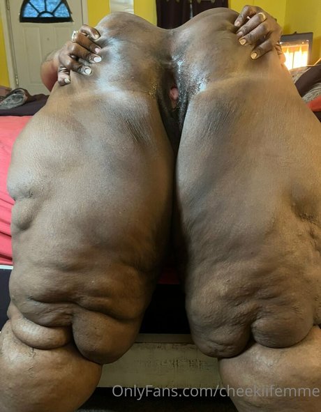 cheekiifemme model nette foto