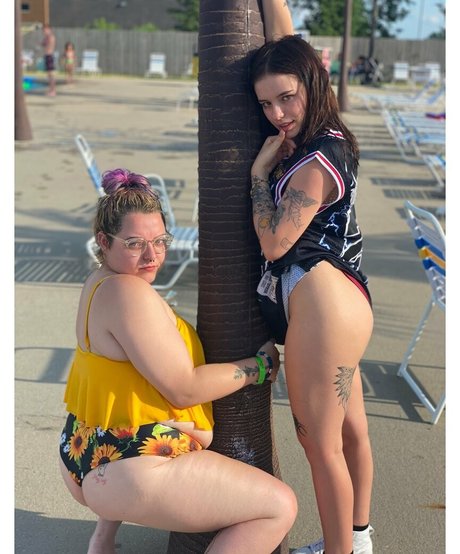 pawg rothaarige onlyfans sexy erotische bilder