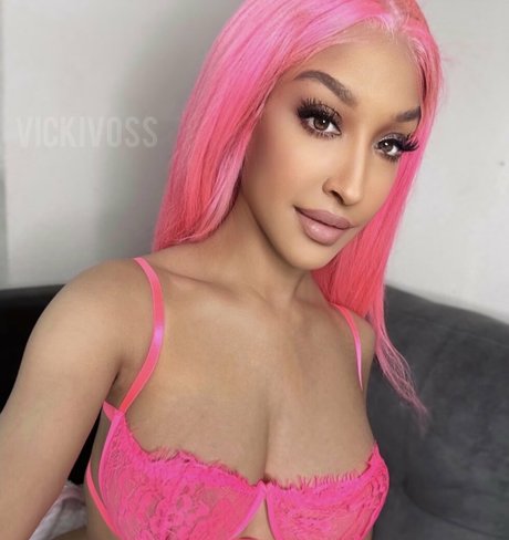 wewantvicki schauspielerin nackt archiv