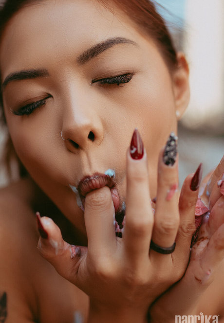 navajo-onlyfans hd akt bild