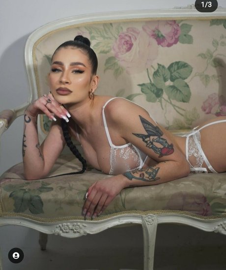 Agata Dziarma erwachsene pornografische archiv