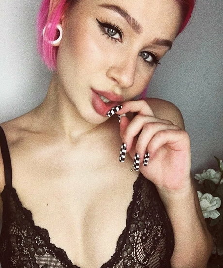 Agata Dziarma kostenlose hd galerien