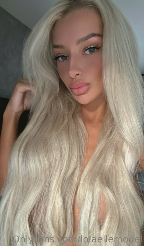 kurviges mädchen von nebenan nur fans heiße bild