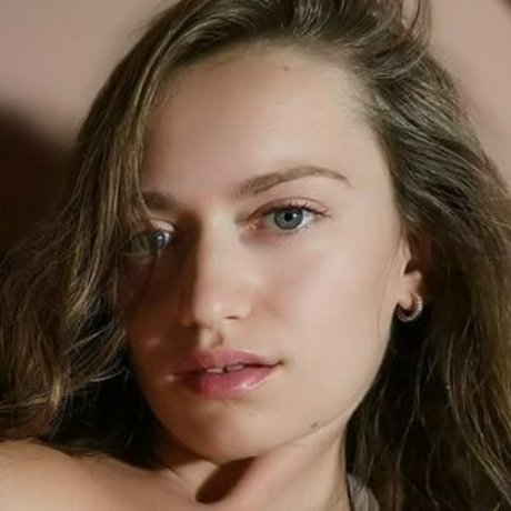 strawberrygirl18 top porno galerien