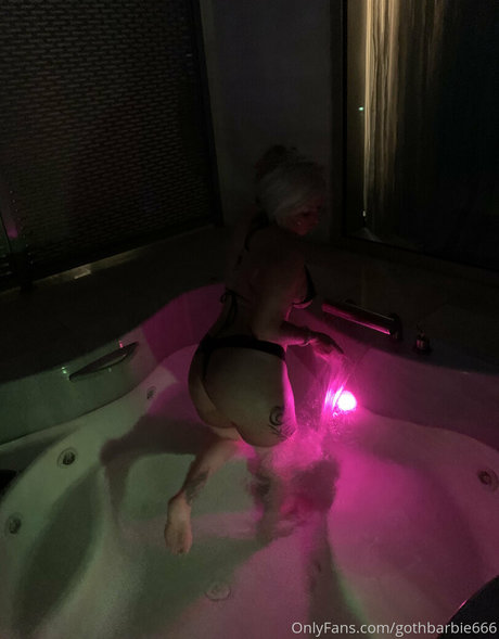 gothbarbie666 top freie galerien